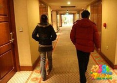 女子外出手机定位宾馆 老公是否该怀疑出轨